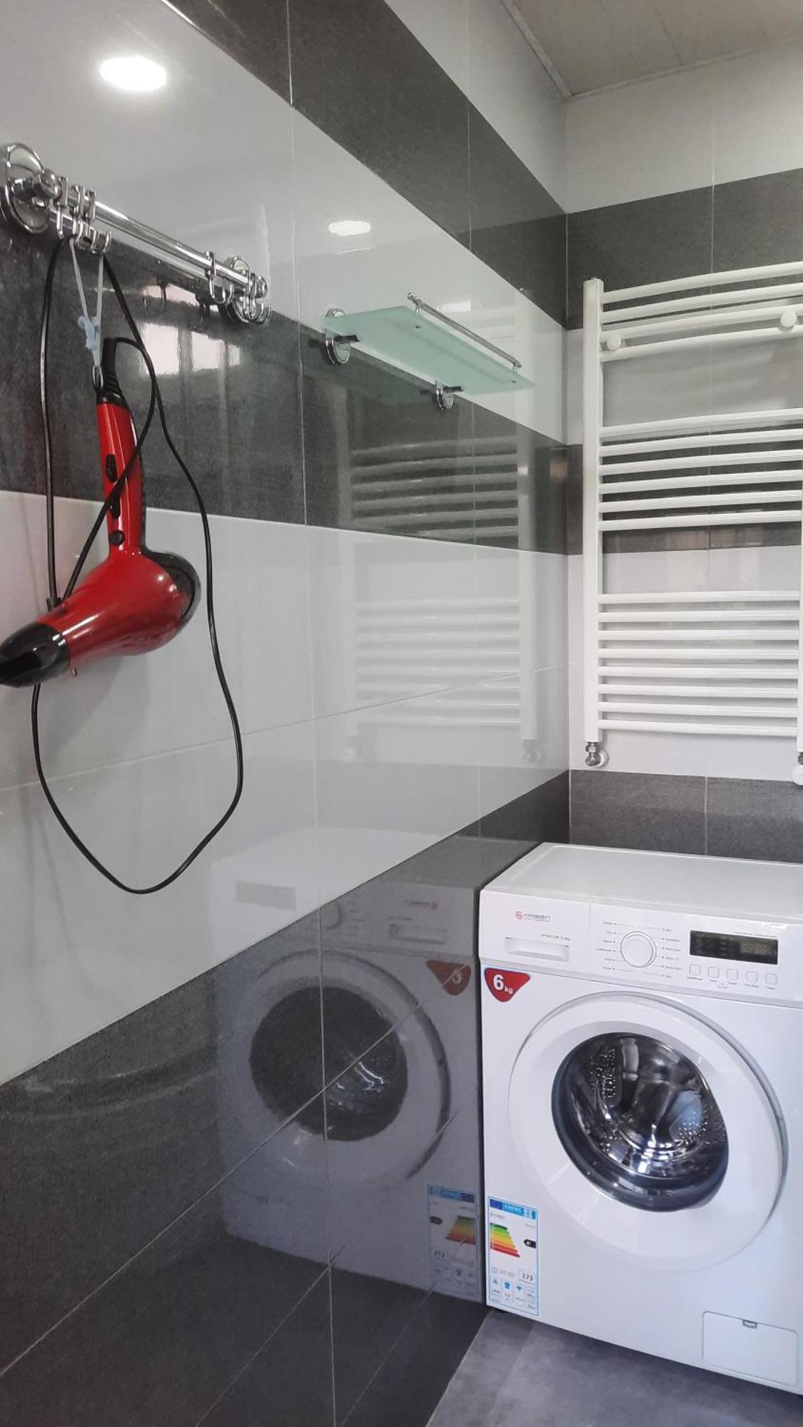 A Rioni Hotell Kutaisi Exteriör bild