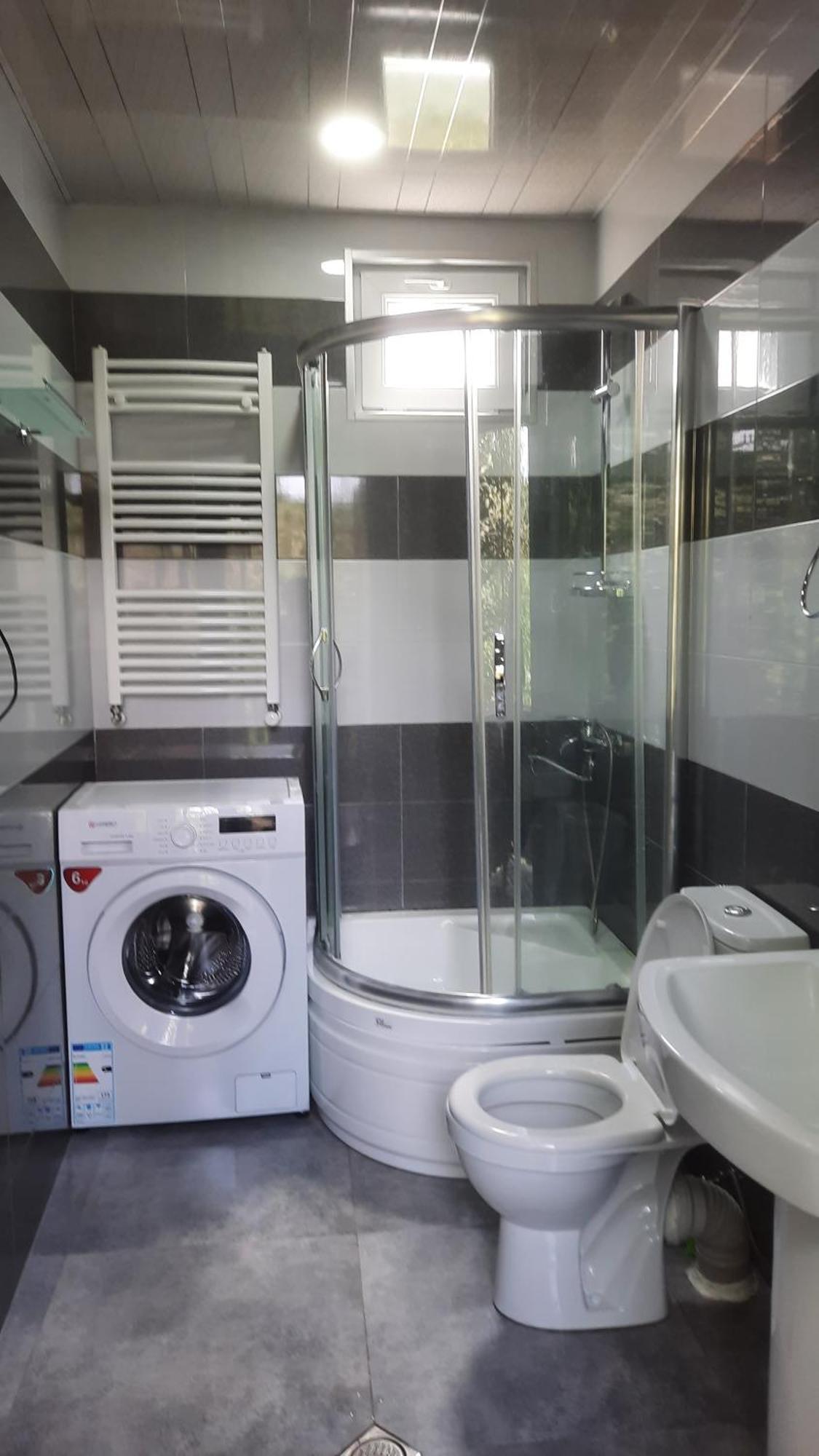 A Rioni Hotell Kutaisi Exteriör bild